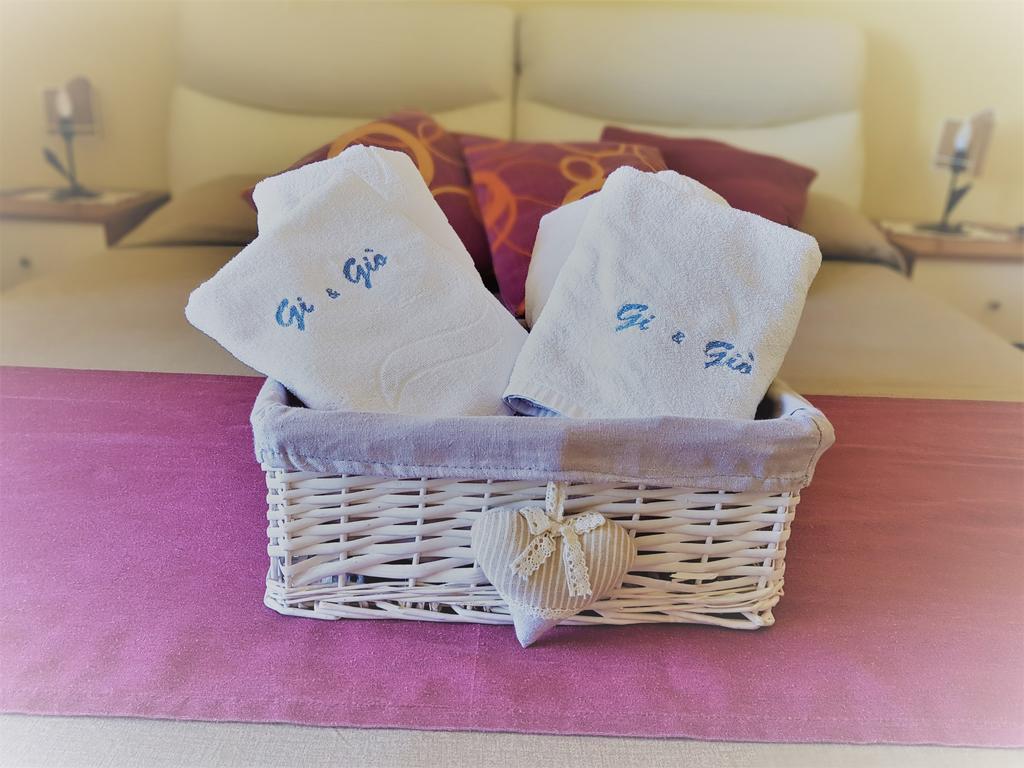 B&B Gi&Giò Cabras Ngoại thất bức ảnh