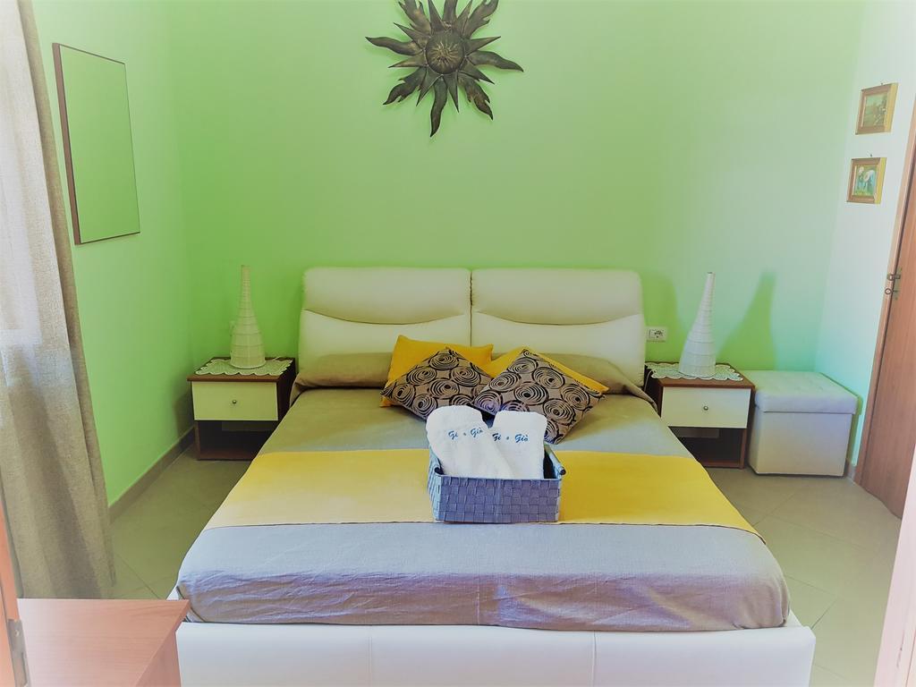 B&B Gi&Giò Cabras Ngoại thất bức ảnh