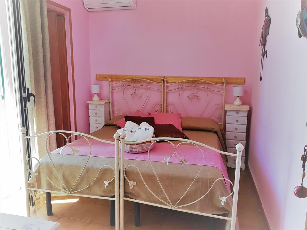 B&B Gi&Giò Cabras Ngoại thất bức ảnh